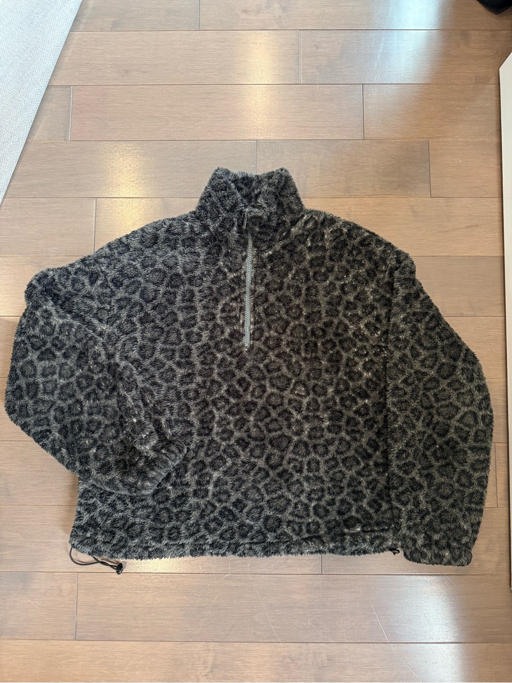 UO Leopard Print Fleece Quarter Zip - Picture 1 of 2